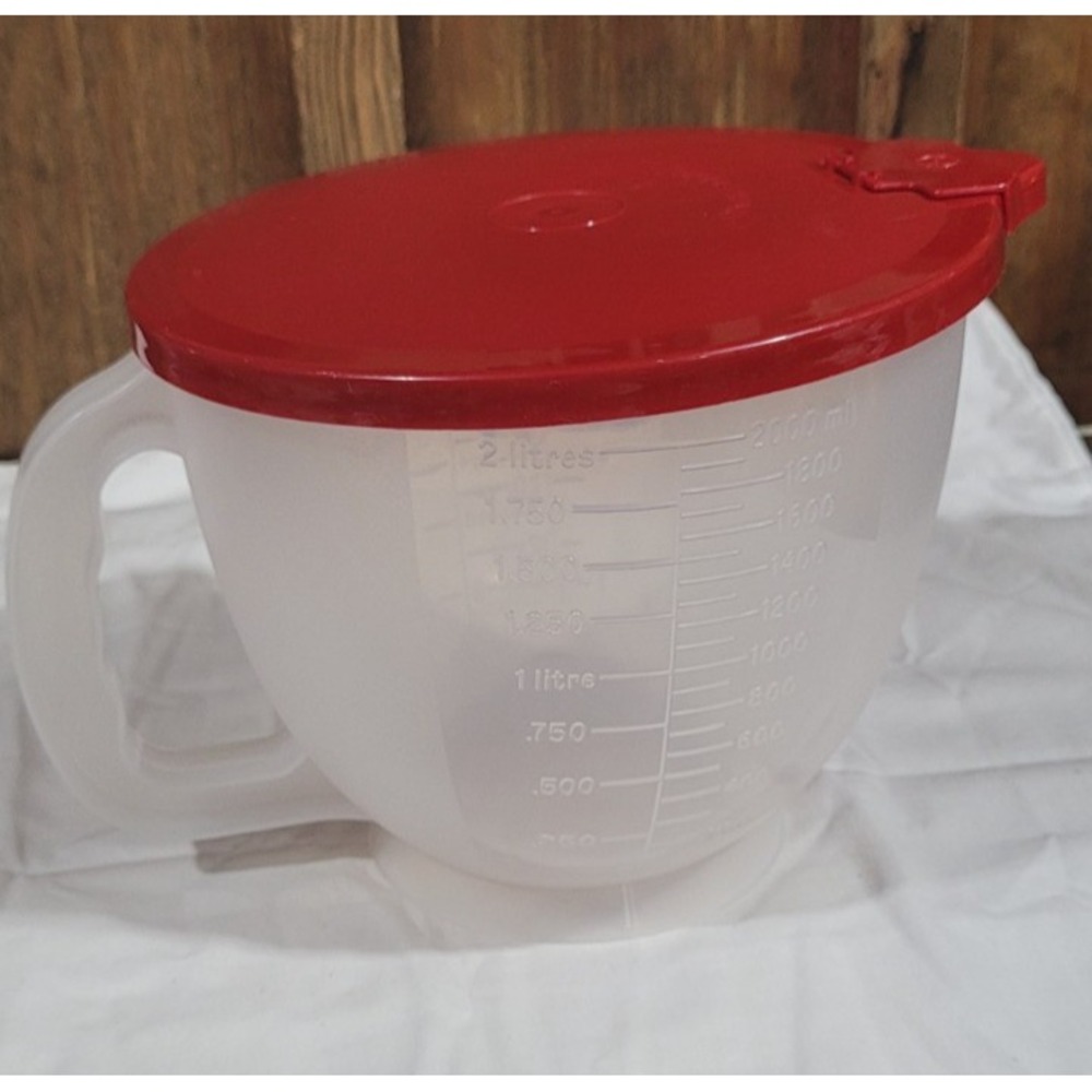 COMPLETE! 1977 Mix-N-Store TUPPERWARE Red Top MEASURING 8 CUP+LID+SPOUT 500